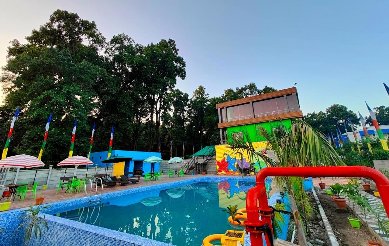 Green Vista Resort Chālsa Exterior photo